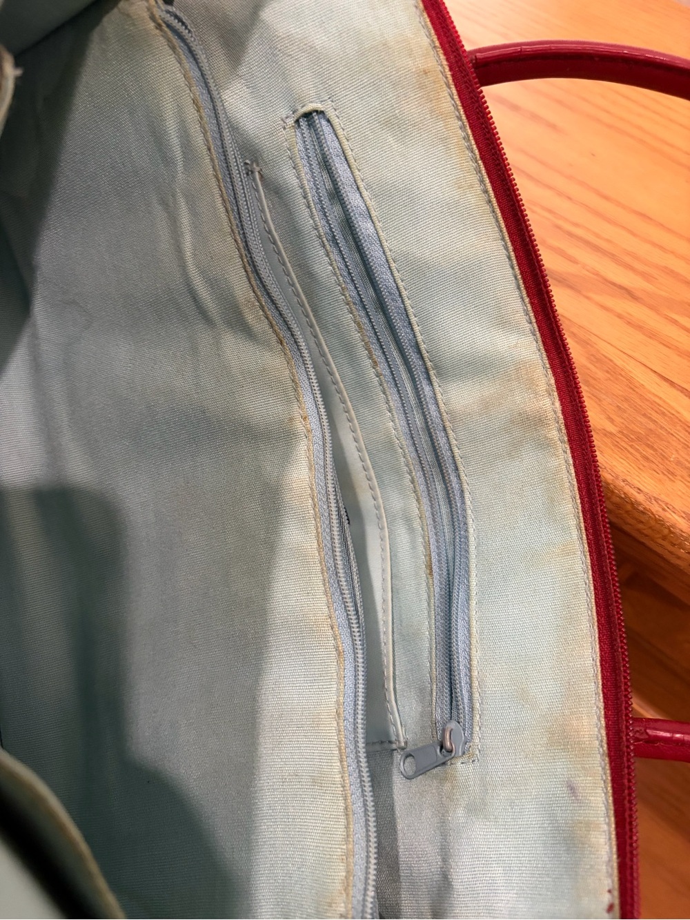 Hobo red leather east West shoulder bag - Picture 9 of 12